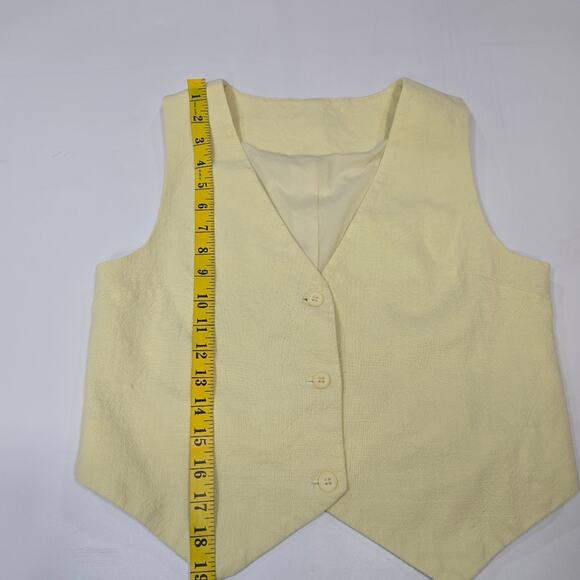 LIONESS Leo Vest in Butter - Picture 11 of 12